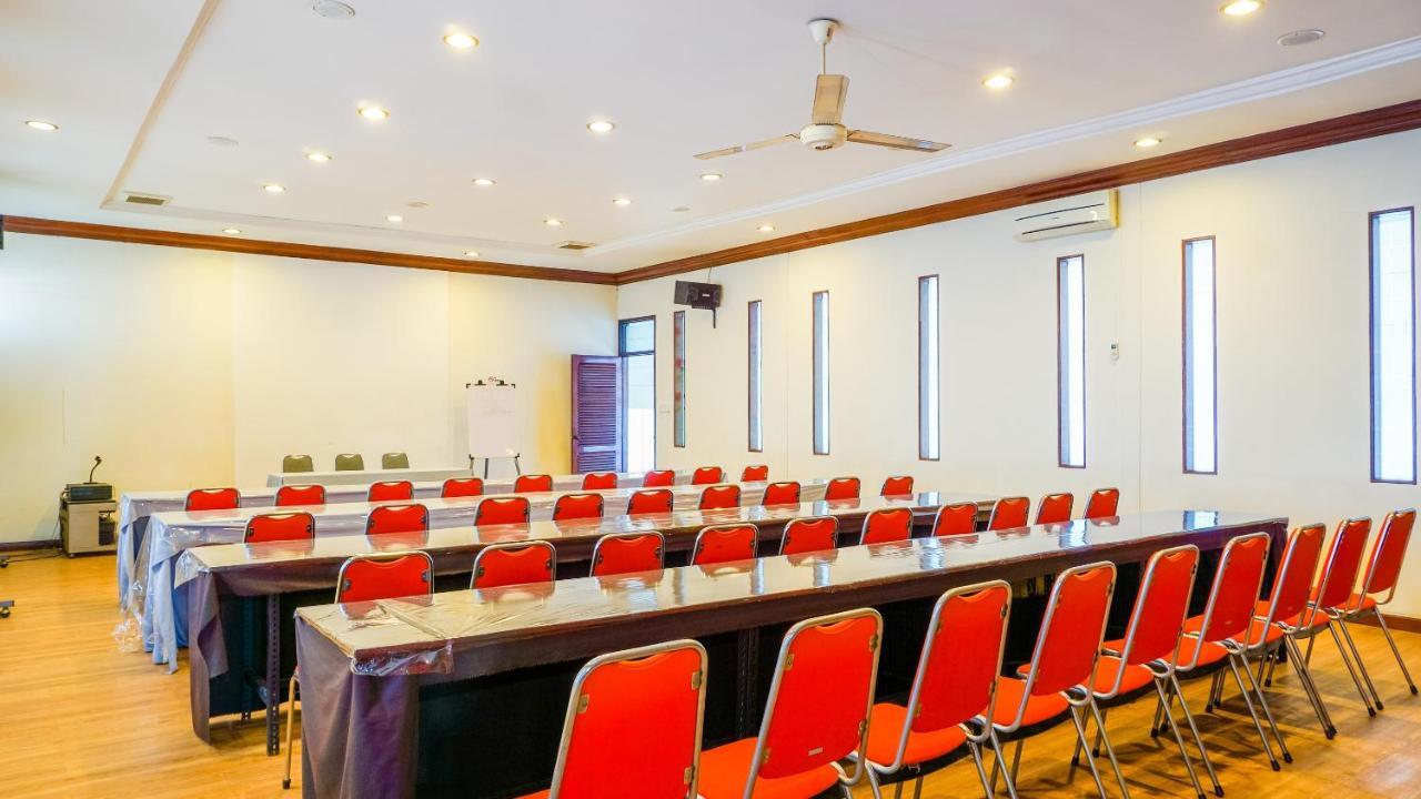 Capital O 1616 Setiabudhi Indah Hotel Bandung Kültér fotó